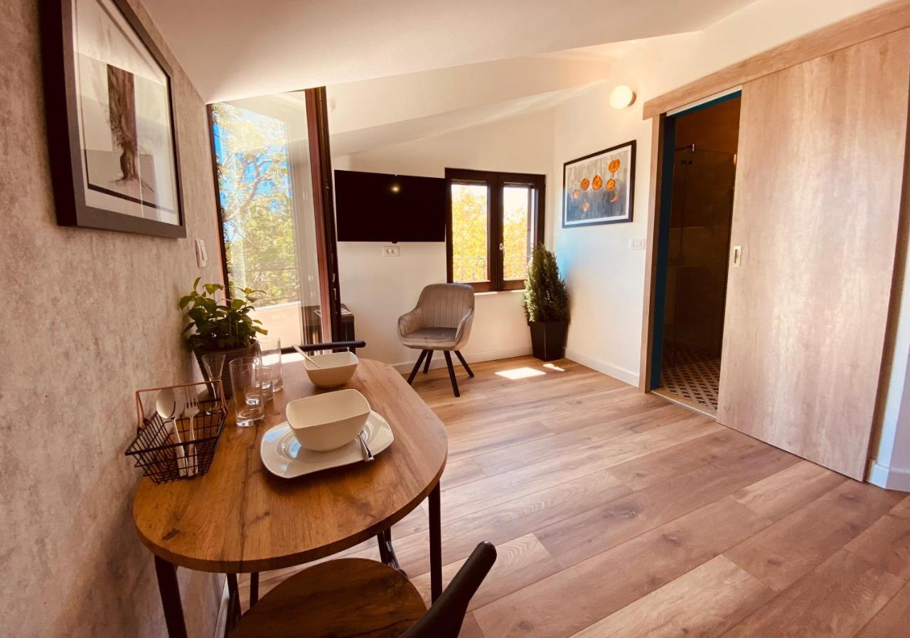 Boutique Rooms Mare Fabulas Ρόβινι Εξωτερικό φωτογραφία