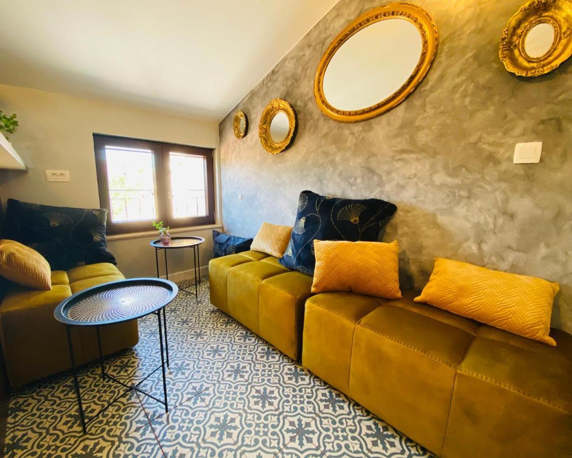 Boutique Rooms Mare Fabulas Ρόβινι Εξωτερικό φωτογραφία